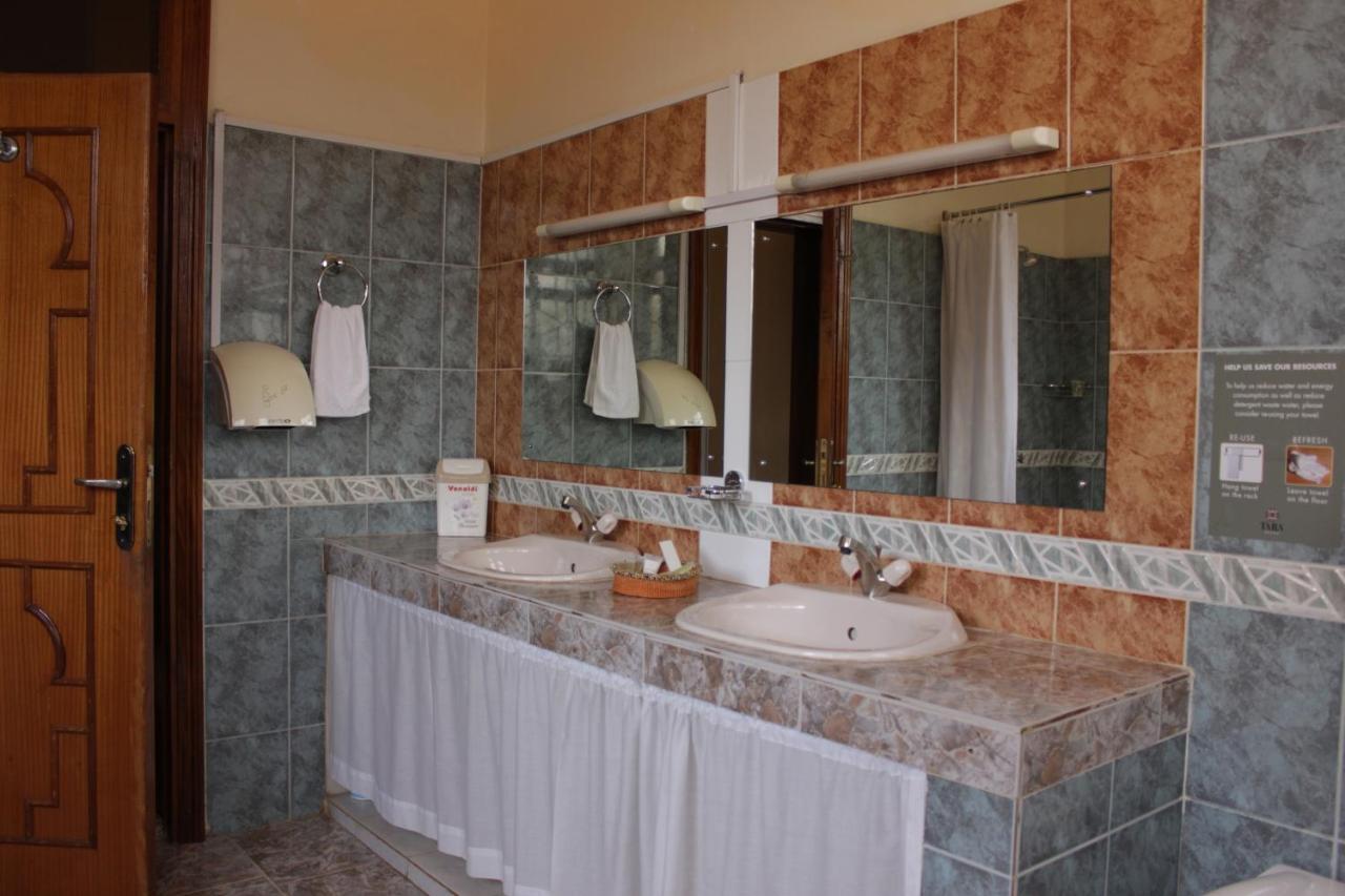 Tara Suites Nairobi Buitenkant foto