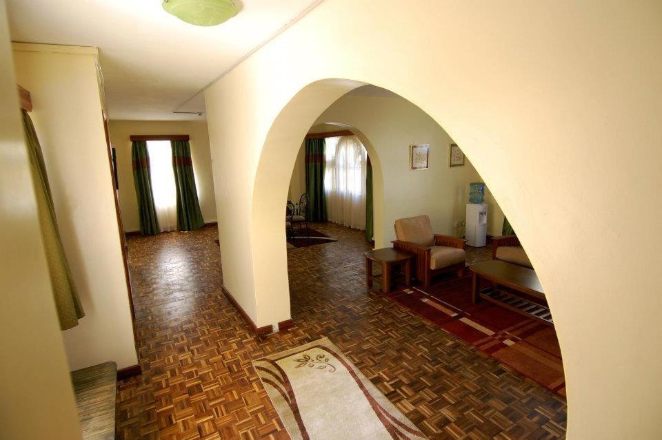 Tara Suites Nairobi Buitenkant foto